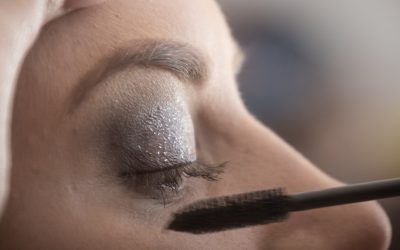5 Mistakes in Using Mascara